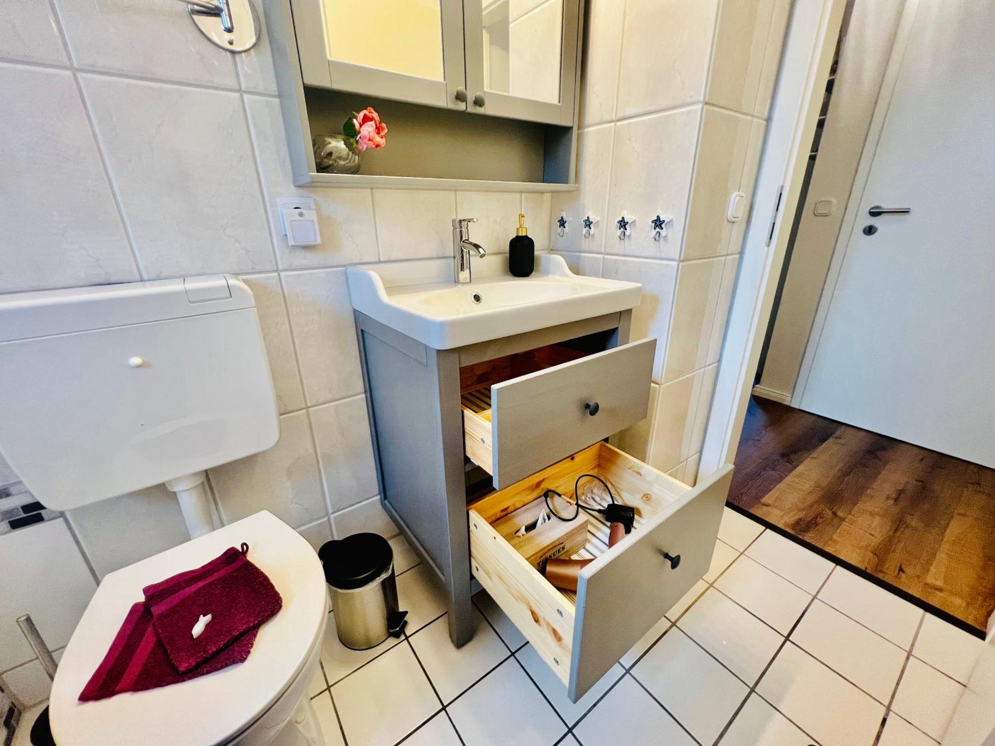Seelund - Meeresrauschen Lauschen - Ruhiges Sonniges Apartment Mit Garten Und Terrasse Nahe Strand Und Ostsee Schonhagen  Luaran gambar
