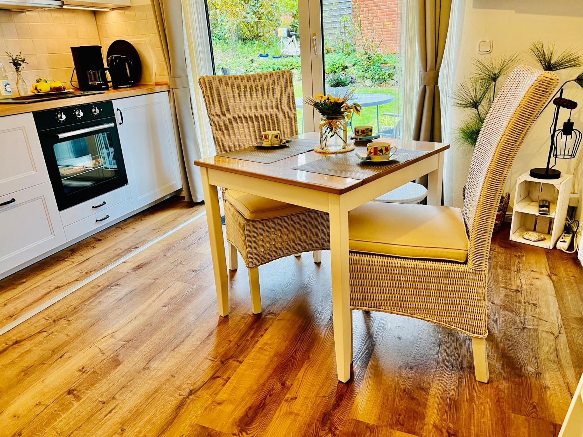 Seelund - Meeresrauschen Lauschen - Ruhiges Sonniges Apartment Mit Garten Und Terrasse Nahe Strand Und Ostsee Schonhagen  Luaran gambar